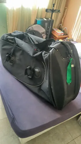 Mala Bike Biknd Helium com bolsas de ar para rodas