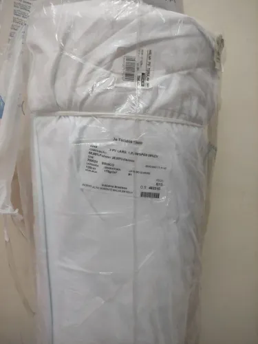 VENDO 2 ROLOS DE TECIDO BRANCO - MALHA PV E RIBANA