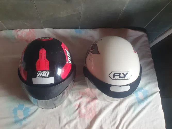 Capacete de motocicleta ?