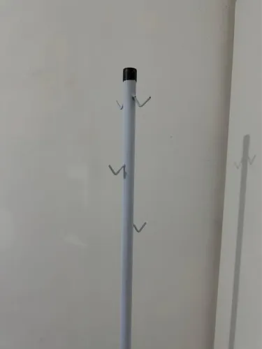 Suporte / pedestal hospitalar para alimentação ou medicação muito novo