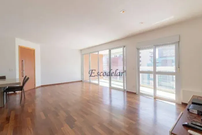 Apartamento com 3 dormitórios para alugar, 127 m² por R$ 17.418,00/mês - Vila Olímpia - Sã