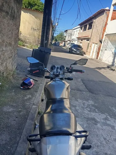 VENDE-SE CBX TWISTER 250 2005 OU TROCO POR CG150 CARBURADA