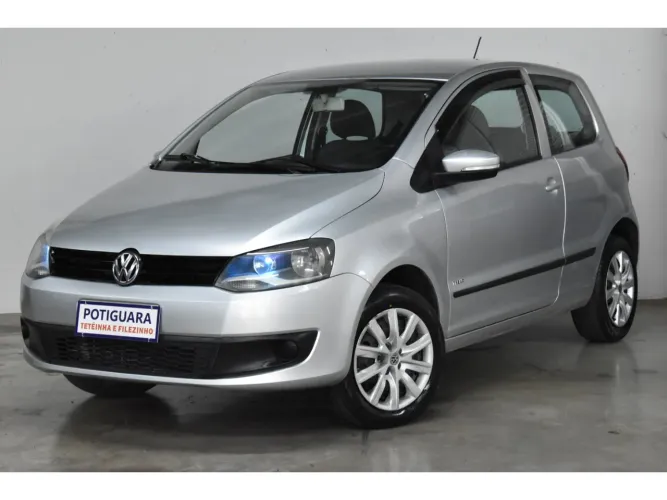Volkswagen Fox 1.0 MI Total Flex 8V 5P 2010