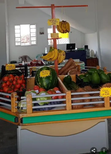 Bancada e prateleira para frutas 