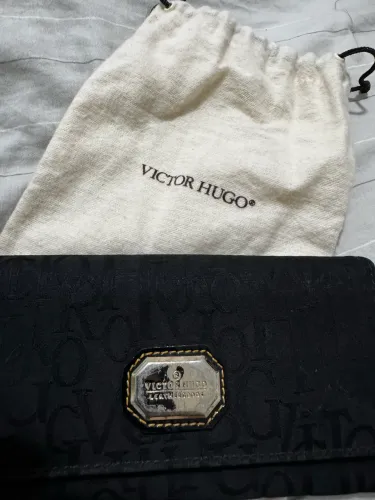 CARTEIRA VICTOR HUGO
