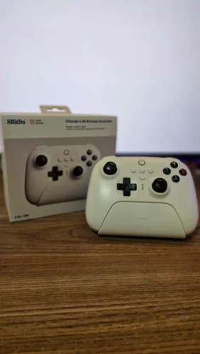 Controle Ultimate 8 BitDo