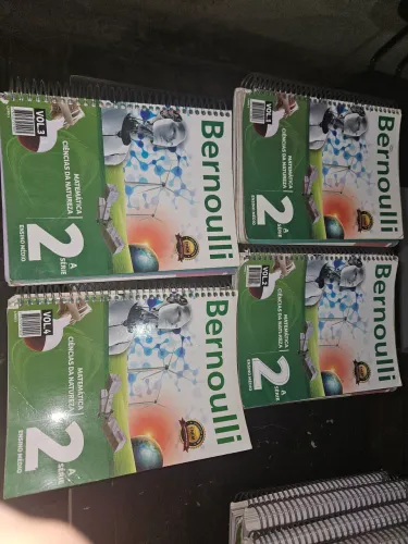 Coleção Bernoulli 2ª Série ? 9 Livros ? Ciências, Linguagens + Laboratório