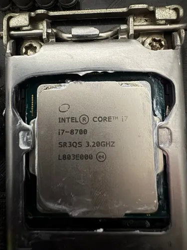 PROCESSADOR INTEL I7 8700