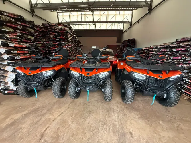 Quadriciclo CForce 450 Automático 0km