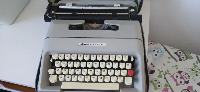 Máquina de escrever