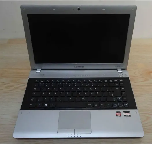 ?Notebook SAMSUNG Semi-novo C/ Garantia?
