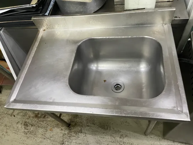 Pia com tanque em inox 90 X 60