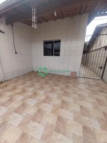 casa com edicula em Mongaguá