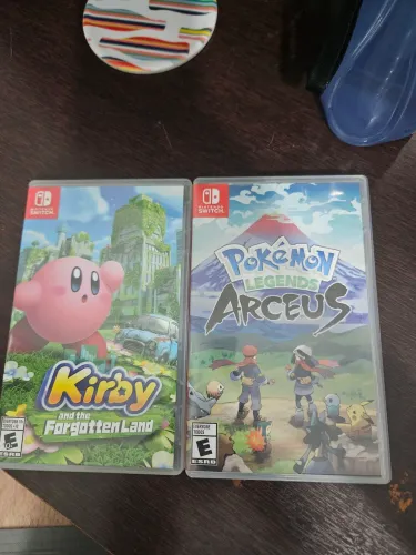 Pokemon legends arceus e kirby forgotten land
