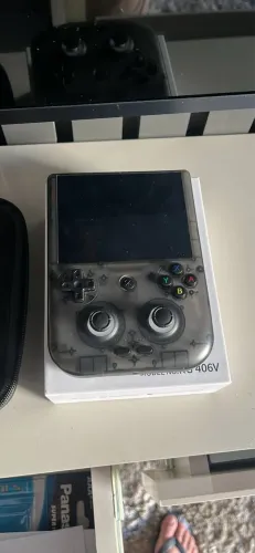 Anbernic RG406v