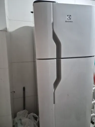 Geladeira Electrolux - Com Nota Fiscal
