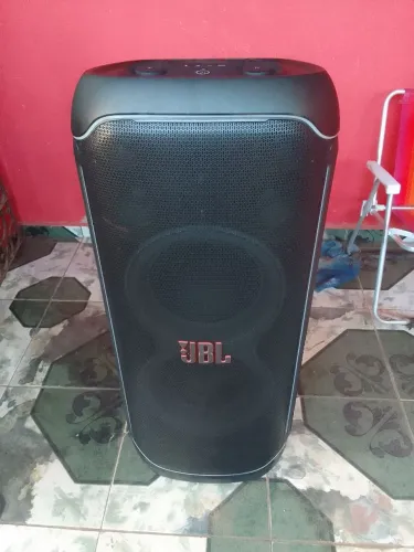 Jbl 1100 watts RMS