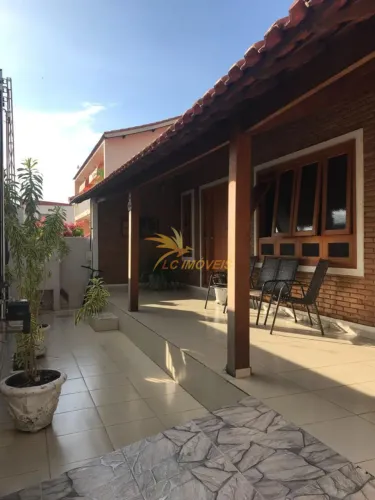 Casa com 3 dormitórios à venda, 205m² por R$ 745.000,00 - Centro - Ibirá/SP