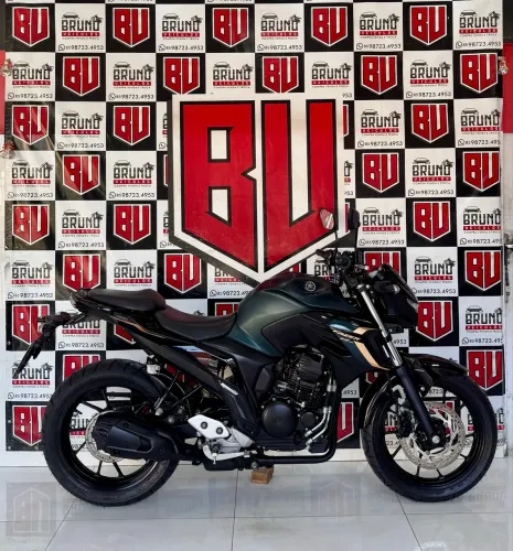 FZ 25 2024 18.000km ( VENDO/TROCO/FINANCIO )