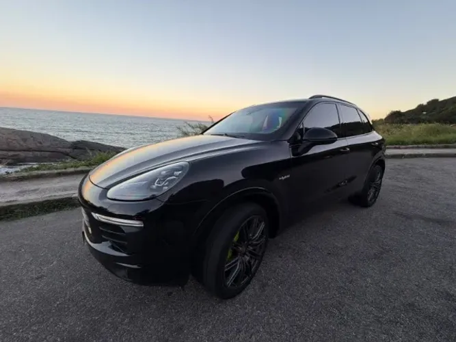 Porsche Cayenne S E-hybrid 3.0 V6 416cv 2018
