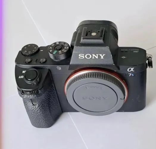 VENDO SONY A7S II ? SOMENTE O CORPO PARA SAIR HOJE