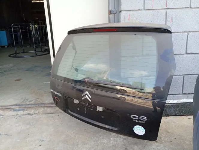 Tampa traseira Citroen C3 Preto Ano 2003 a 2011
