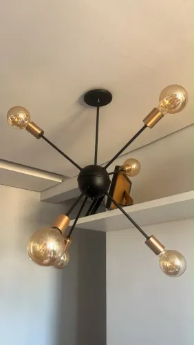 Lustre semi novo 