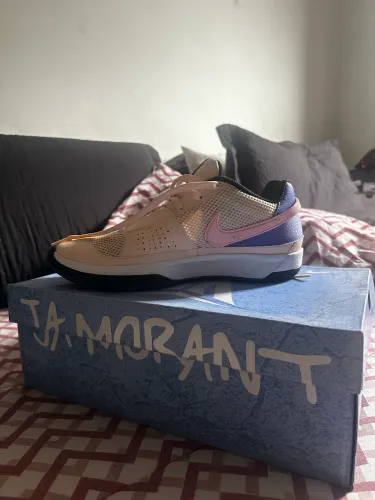 Tênis Nike edição JÁ Morant