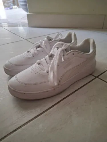 Tênis Puma tam 38 Semi-Novo ( pouco usado )