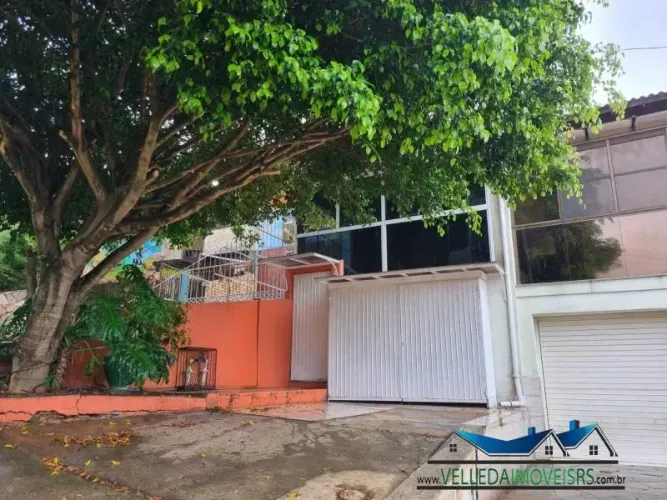 Velleda oferece espetacular sobrado de três andares com todas as comodidades