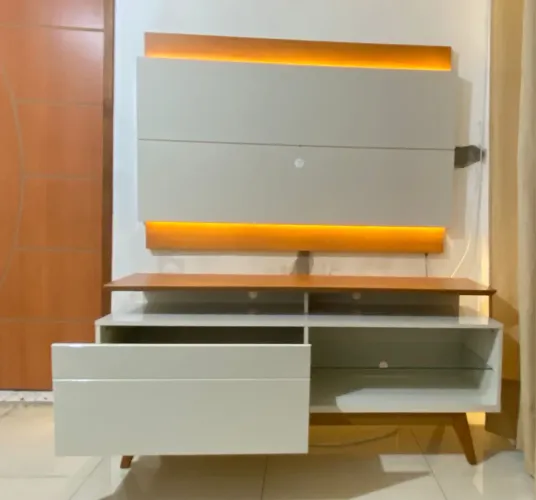 Rack com gavetão + painel em mdf off Whitte 
