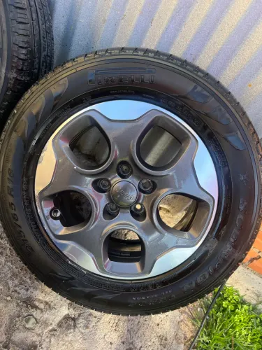 Jogo de Rodas Original Jeep Renegade Aro 16 com Pneus Pirelli