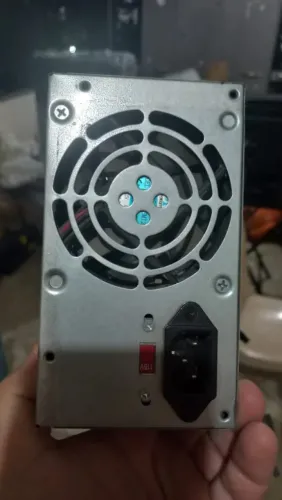 Fonte de PC modelo PX300, 200W