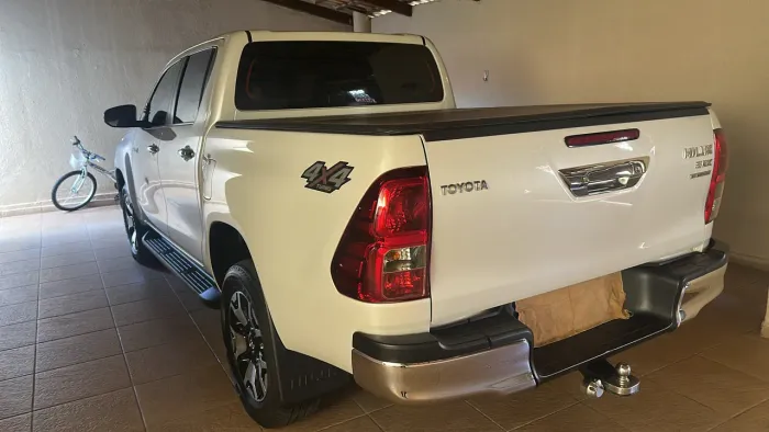 Toyota Hilux CD SRX 4X4 2.8 TDI 16V Diesel Aut. 2020