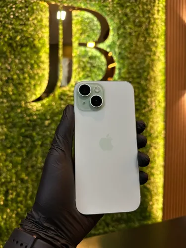 iPhone 15 128GB