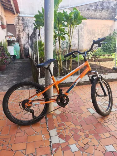Bicicleta Caloi Snap 7 marchas.