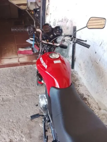 Vendo moto em dias só tranferir 
