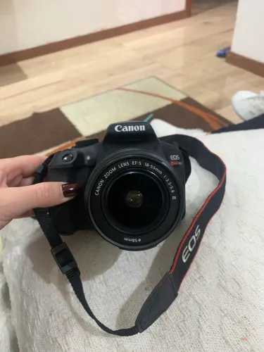 Canon EOS Rebel T6
