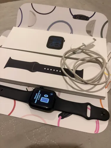 Apple Watch SE 3 - 44 mm - GPS
