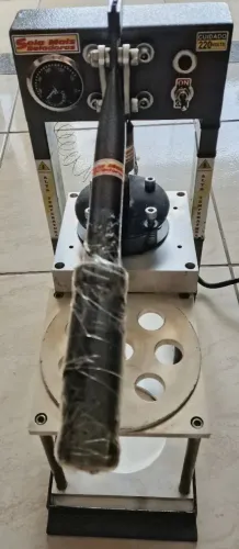 Máquina de Selar copos e cápsulas e copos