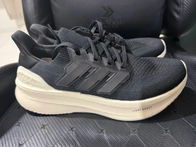 Tênis Adidas Ultraboost 5 Y-3 - tamanho 41