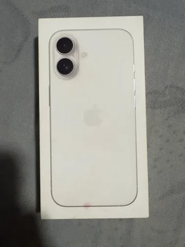 iPhone 16