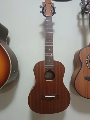 Ukulele Benson tenor
