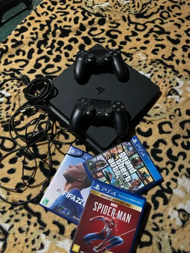 PS4 SLIM 1TB