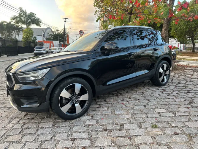 Volvo XC40 T-5 Momentum 2.0 252cv AWD 2020