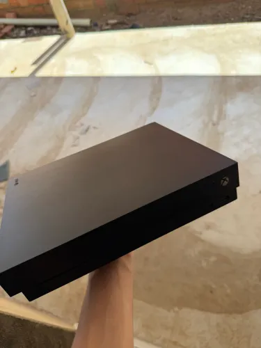 Xbox One X
