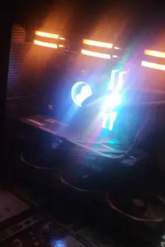 PC RTX 5070 RYZEN 5 7600X 32GB RAM DDR5