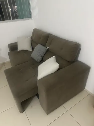 SOFA RETRATIL EM EXCELENTE ESTADO