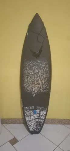 Prancha epoxy 5"11 com quilhas fcs gringa.