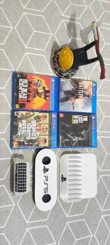 Combo Jogos PlayStation 4 e 5